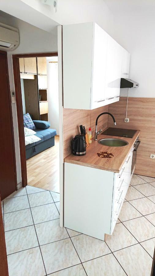 Apartman Ivanka Daire Vir Dış mekan fotoğraf